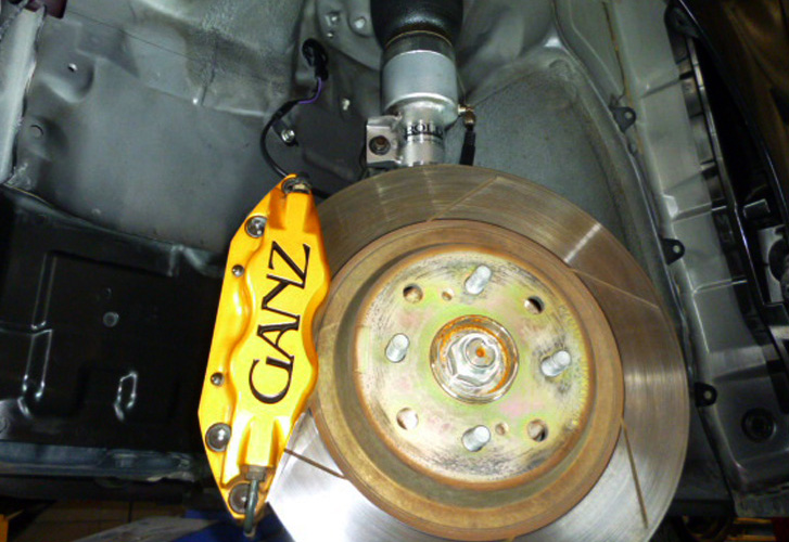 サスペンション